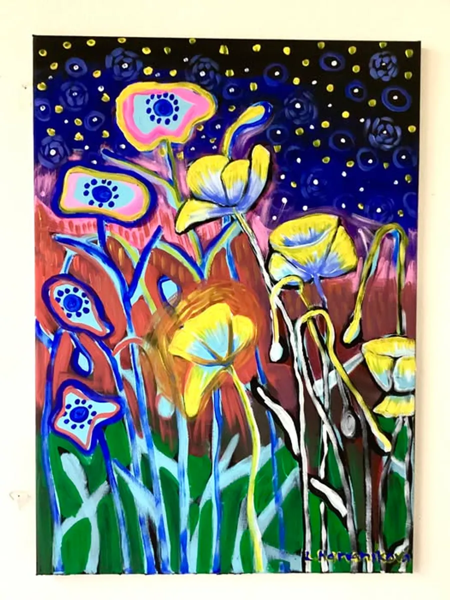 The night life of poppies